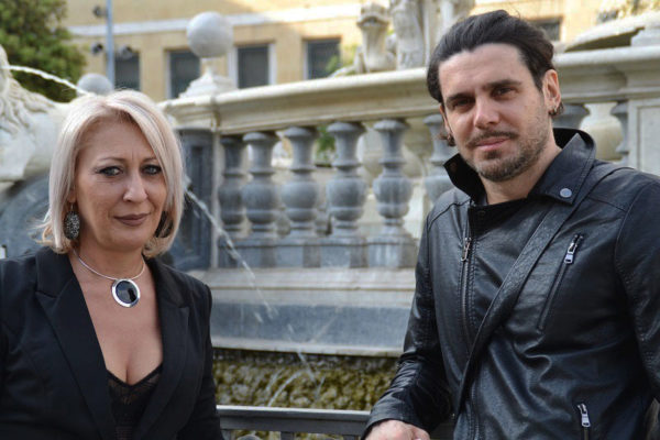 Cenando sotto un Cielo diverso