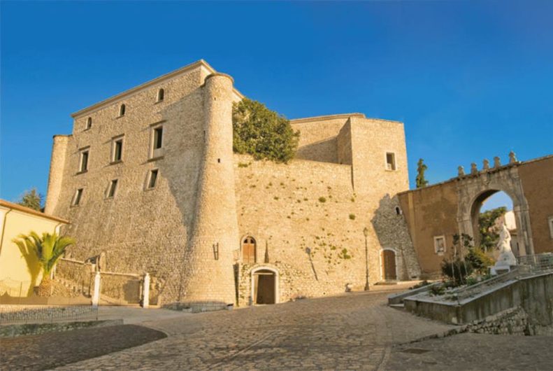 “Vita e Arte al castello della Leonessa” 