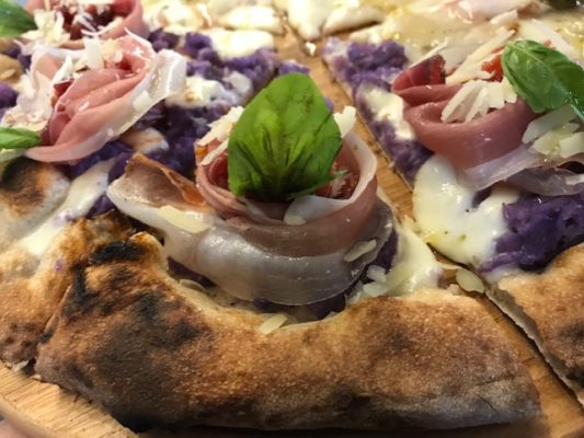Pizzeria-Daniele-Pizza-Violetta-